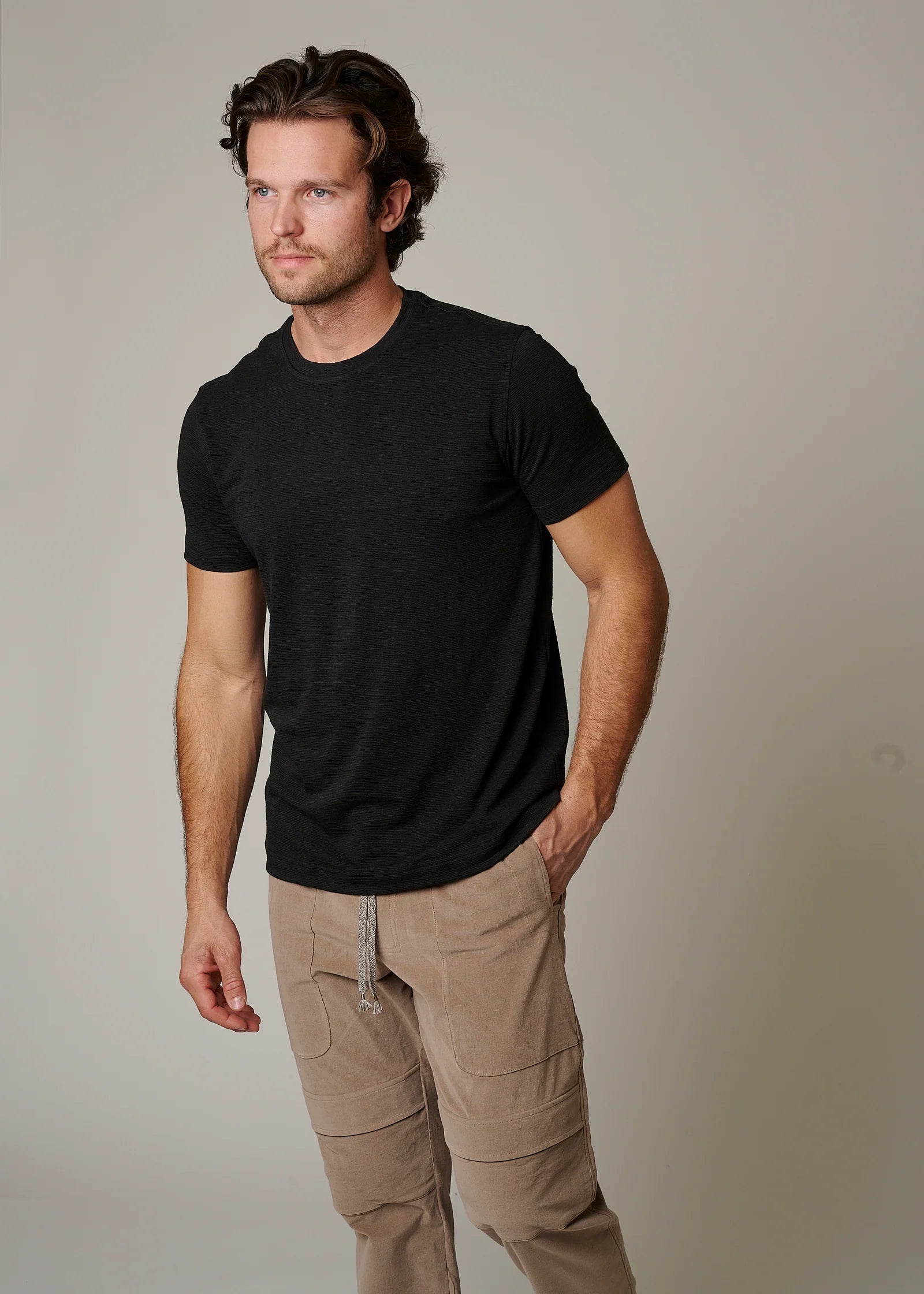 LEISURE LAB Slub T-Shirt - Black